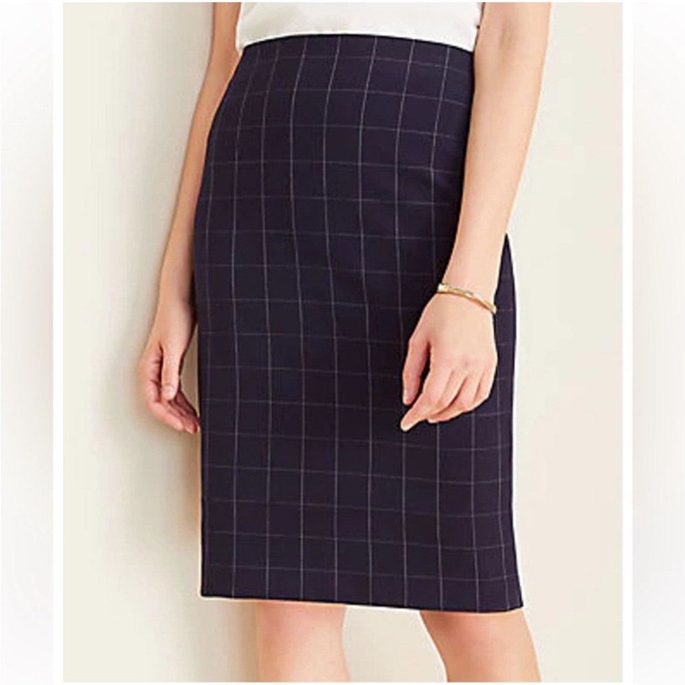 Ann Taylor Navy Windowpane Pencil Skirt Size 4 Bi-Stretch Career Work